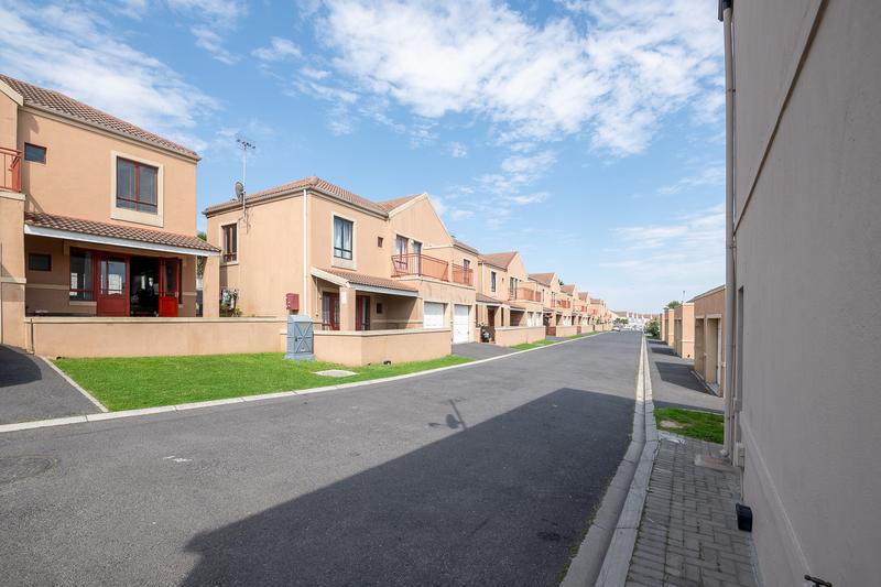 2 Bedroom Property for Sale in Normandie Western Cape